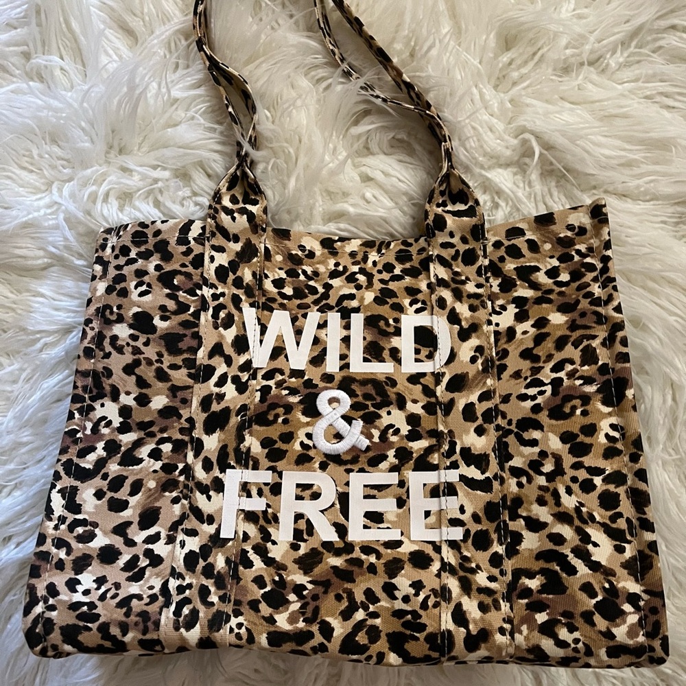 Leopard print tote bag